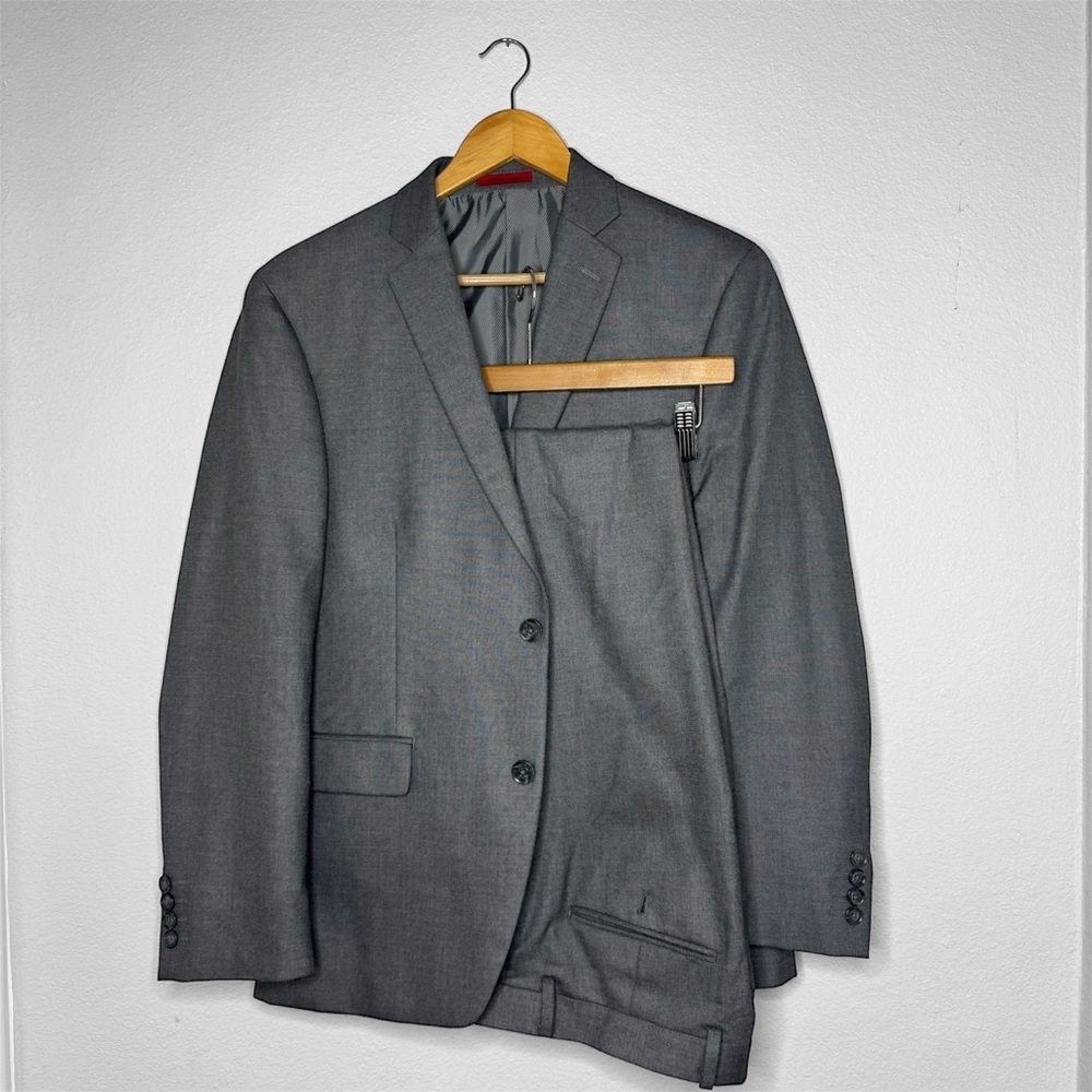 Alfani 2pc Suit Mens Gray Slim Fit Top, 32/30 Bottom Slim Fit